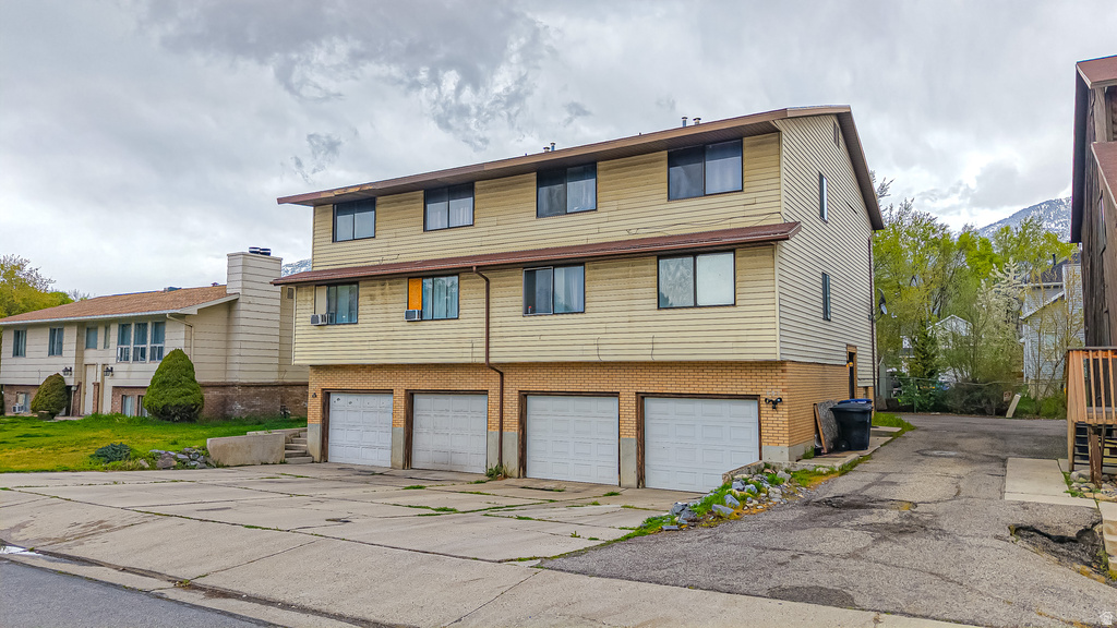 630 N 1100 W photo 2