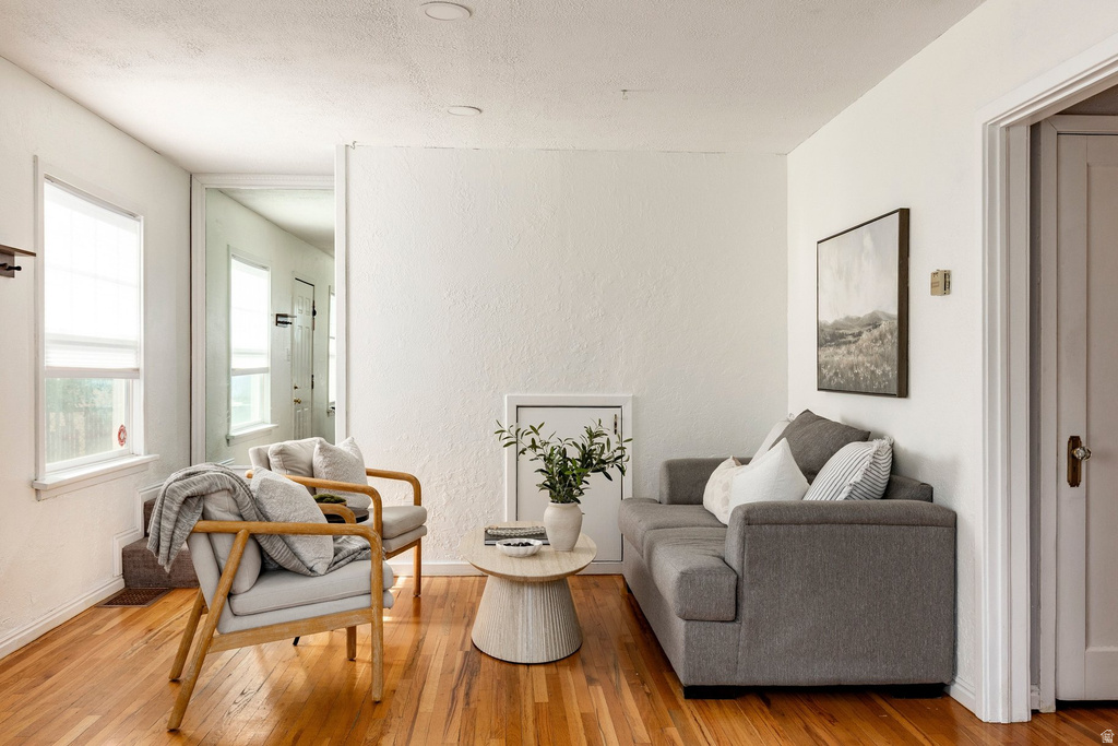 314 N C E ST photo 4