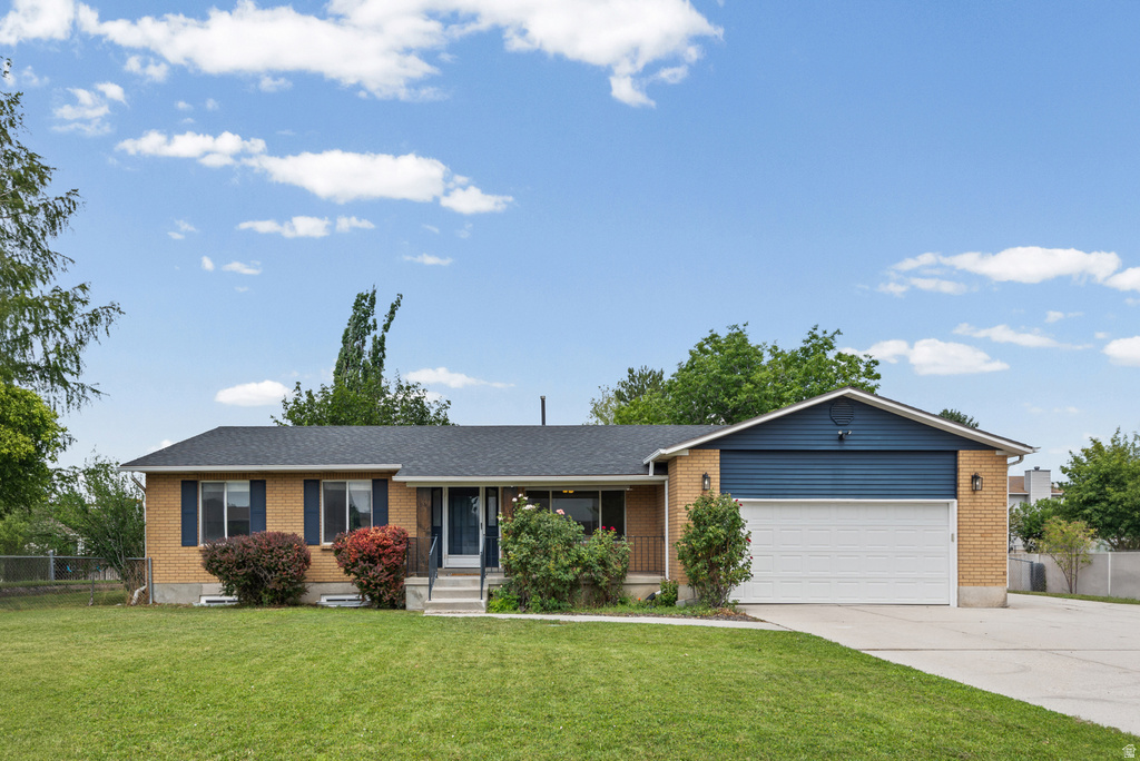 341 E HEATHER RIDGE CIR photo 2