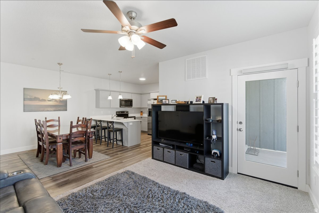 938 W CORAL CHARM WAY photo 5