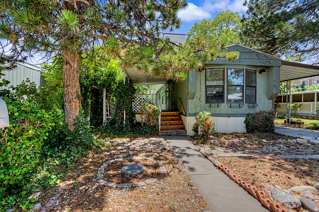 256 N FALL ST photo 5