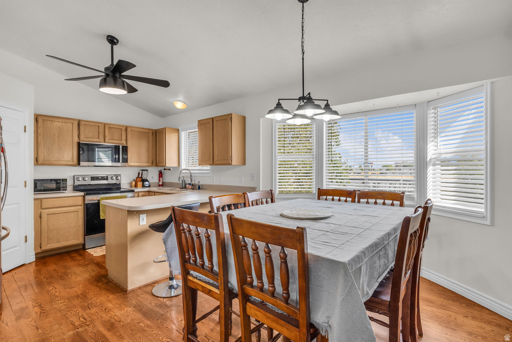 5635 W WALNUT CIR photo 5