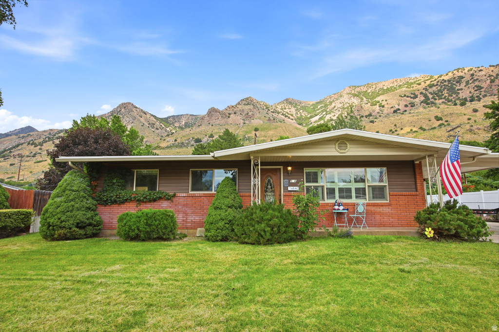 506 HOLIDAY DR photo 5