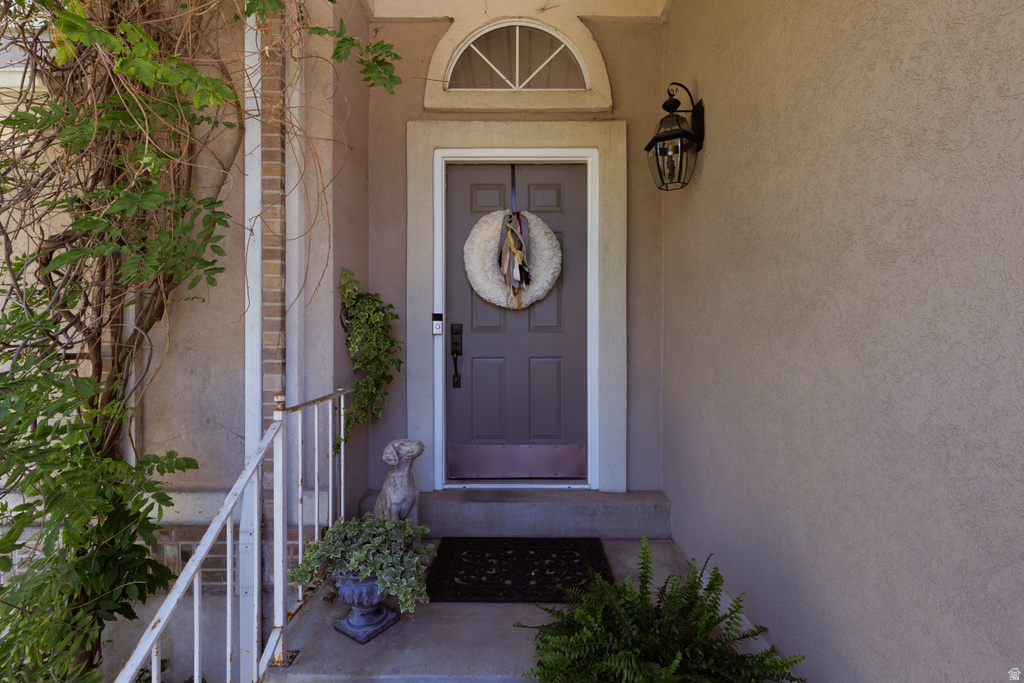 2050 E JOHNSTONE DR photo 5