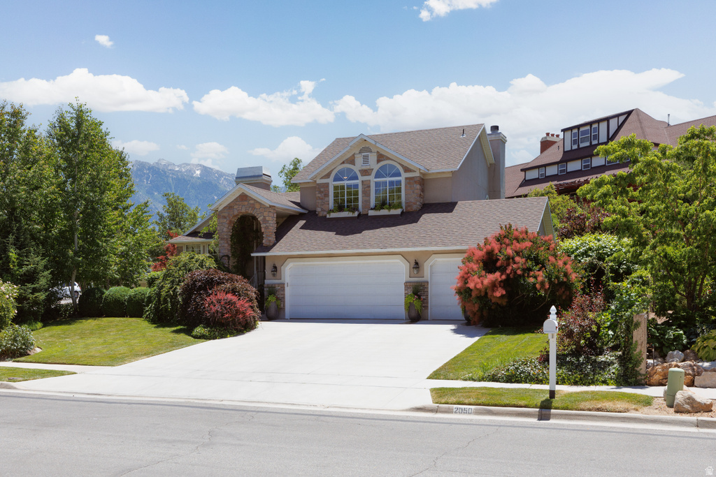 2050 E JOHNSTONE DR photo 2