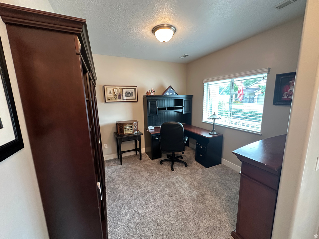 1909 N 690 W photo 3