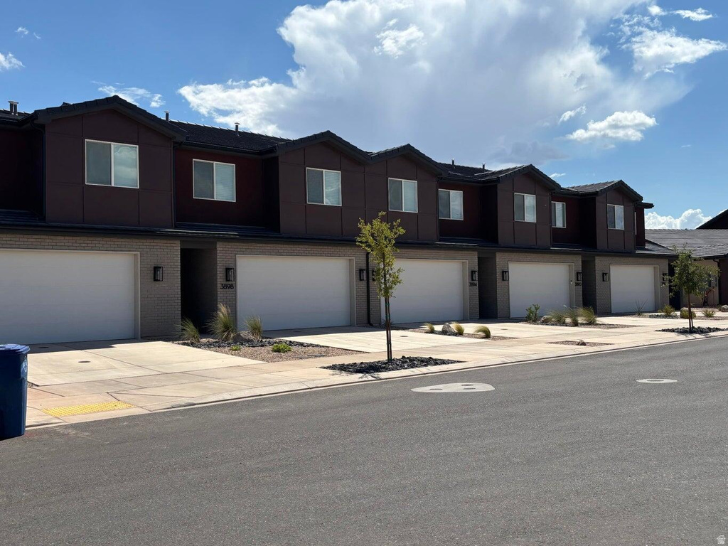 3898 E FOSSIL WAY photo 2