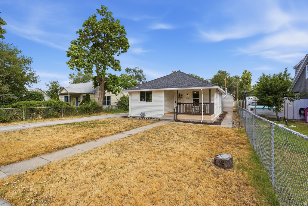 1296 W GILLESPIE AVE photo 2