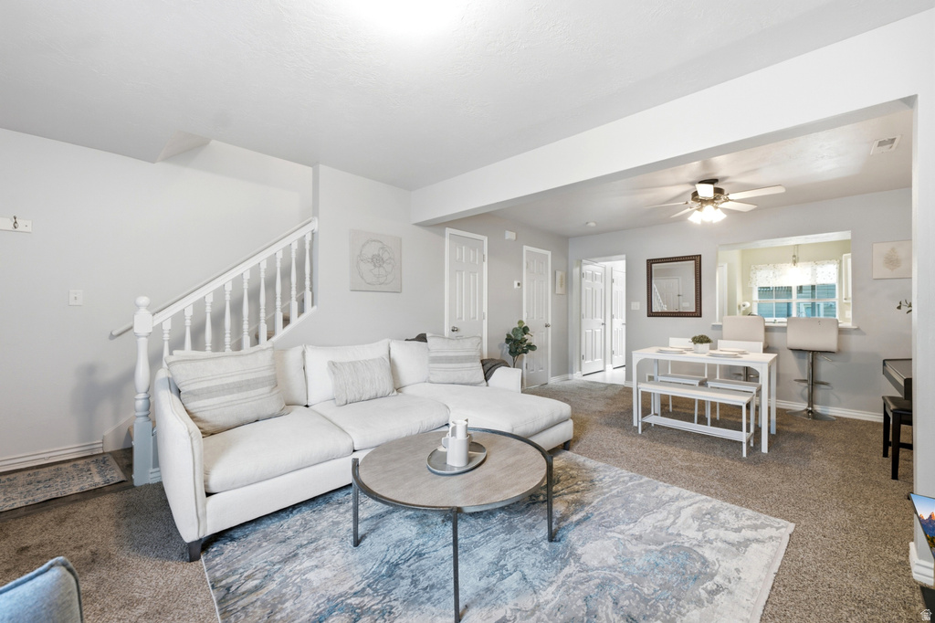 1672 S CANYONWOODS DR photo 5