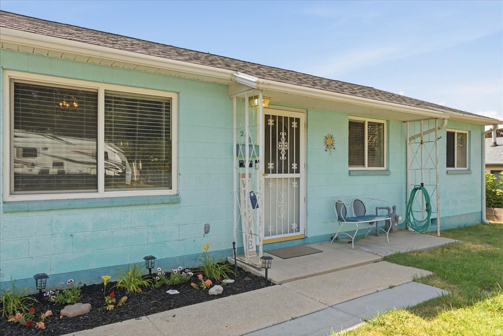 270 S 360 W photo 4