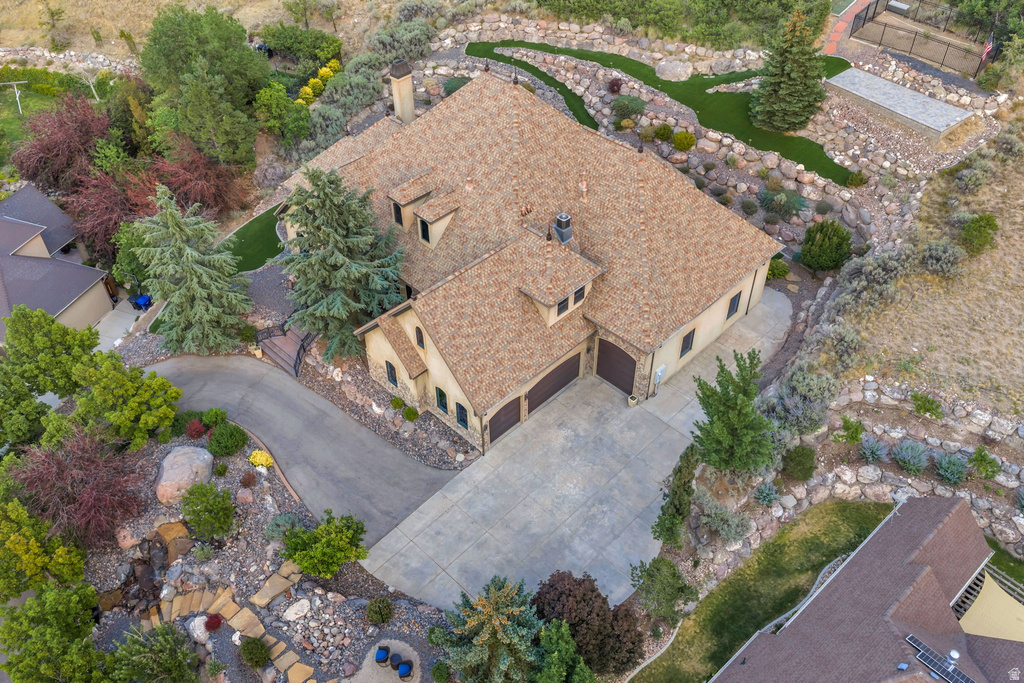5831 W FRIENDSHIP DR photo 2