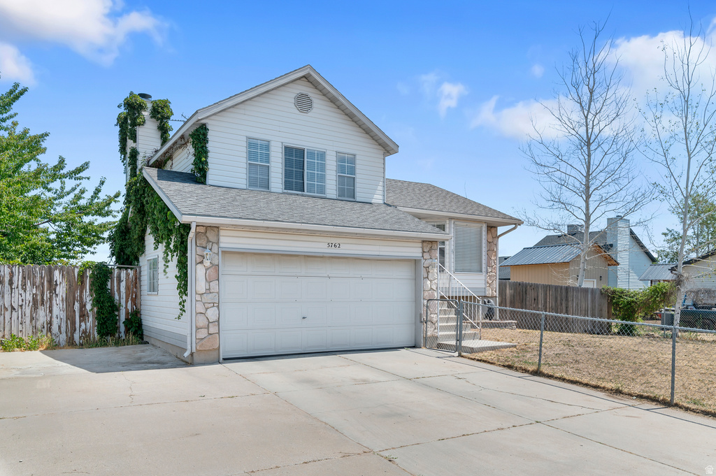 5762 W CHAMBRE S DR photo 2