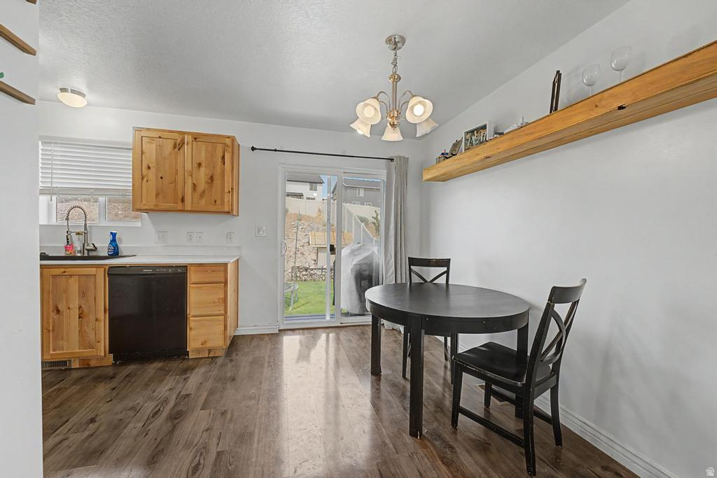 1692 S WINDEMERE photo 5