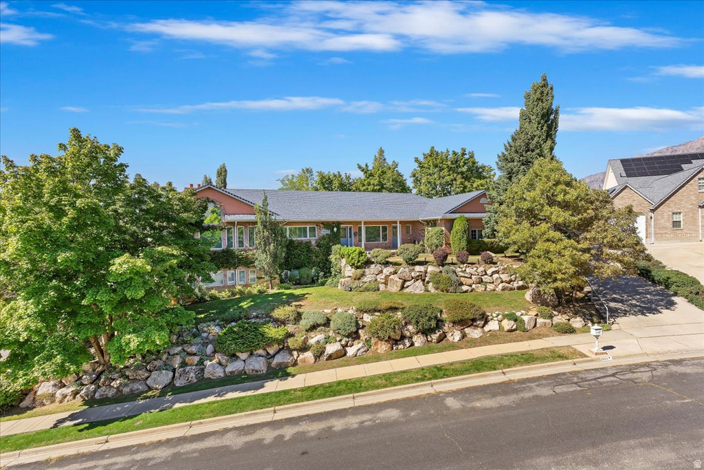 2821 N 200 W photo 4