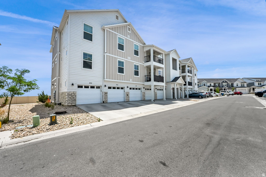 947 W CORAL CHARM WAY photo 3