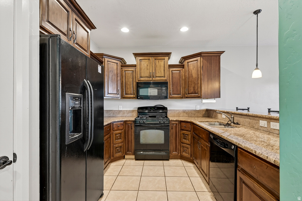 1295 N CEDAR BLVD photo 2
