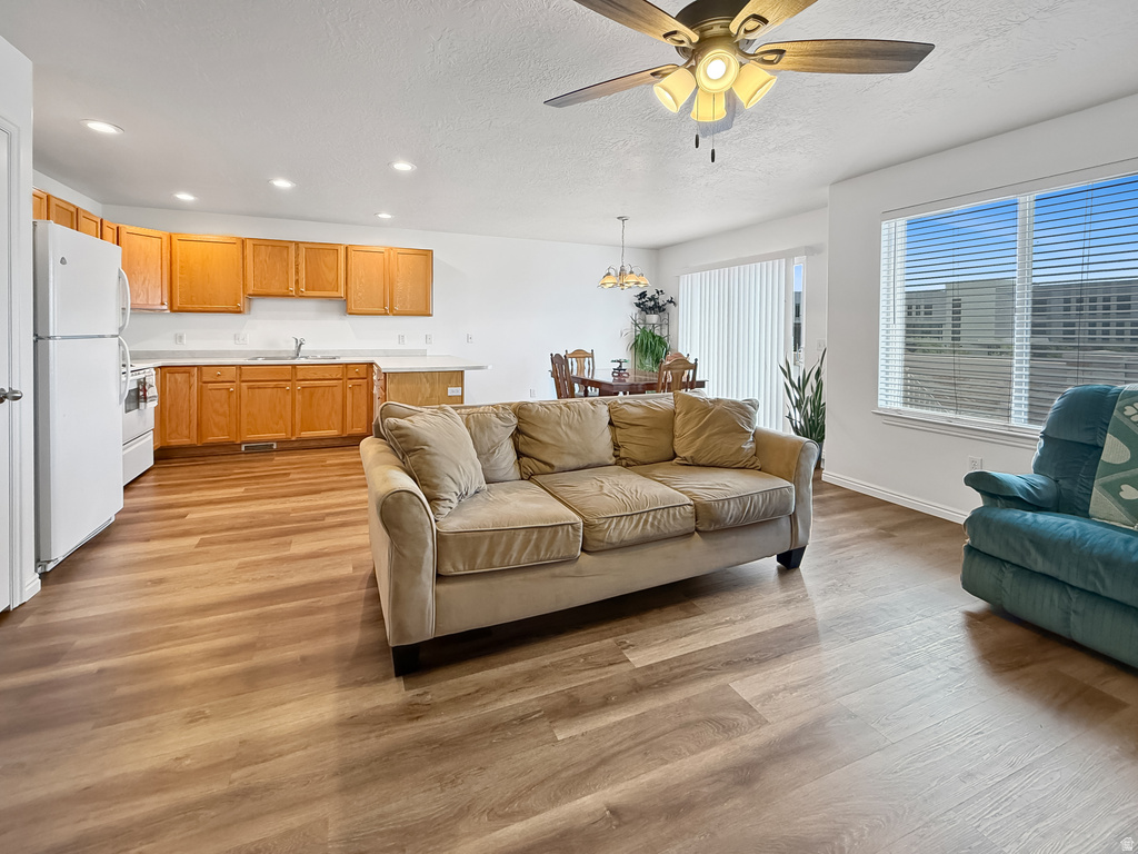 1202 S 1410 E photo 3