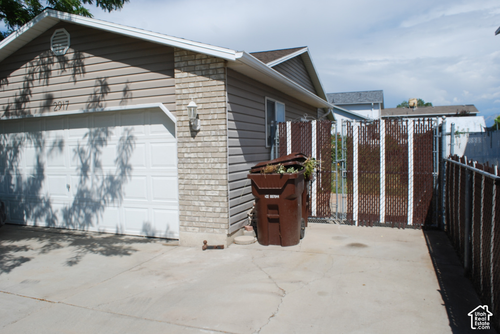2917 S FLAIR ST photo 5