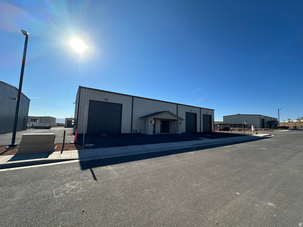 5953 W Squaretop Ln, Hurricane, UT 84737
