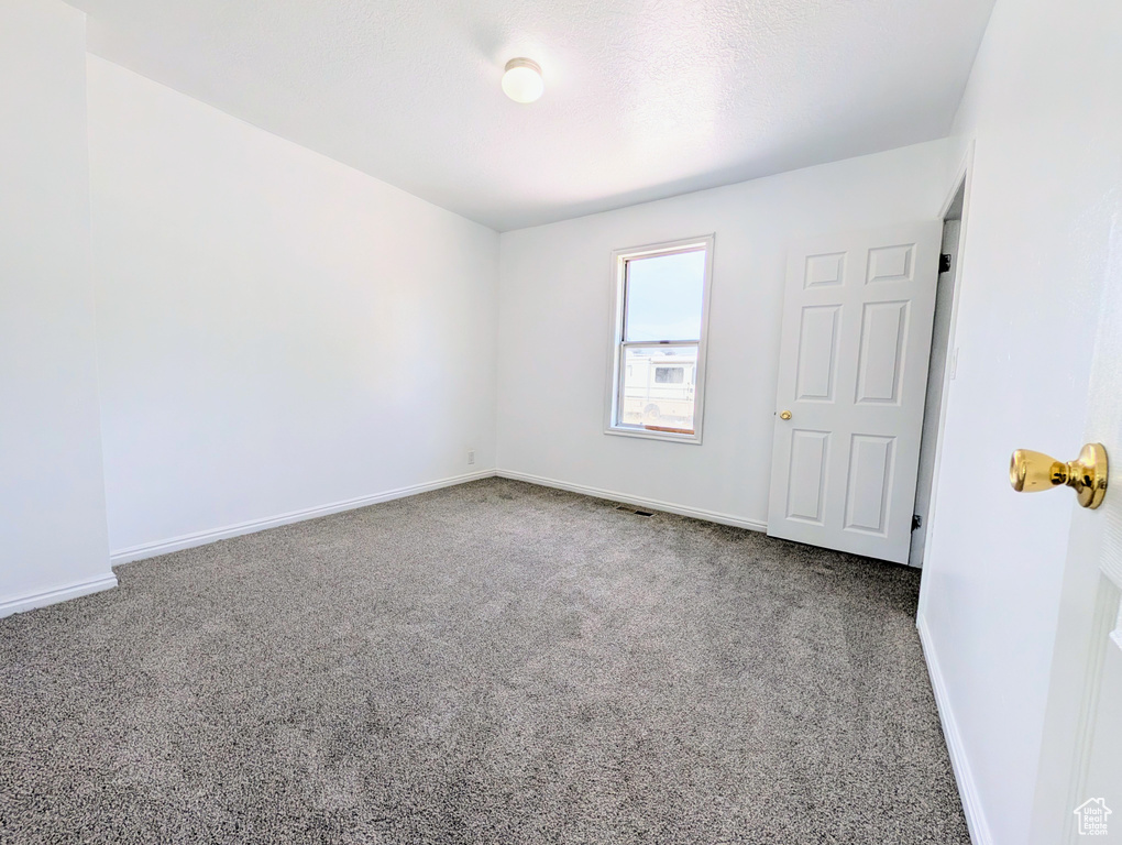 391 S 1ST W photo 5