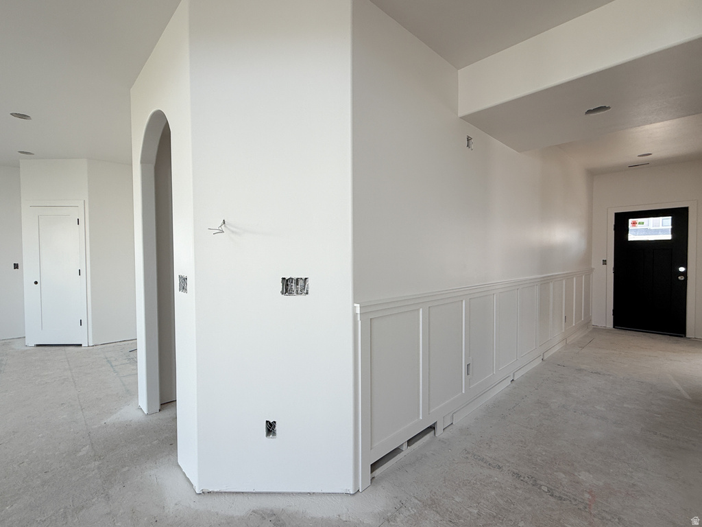 453 N 700 W photo 2