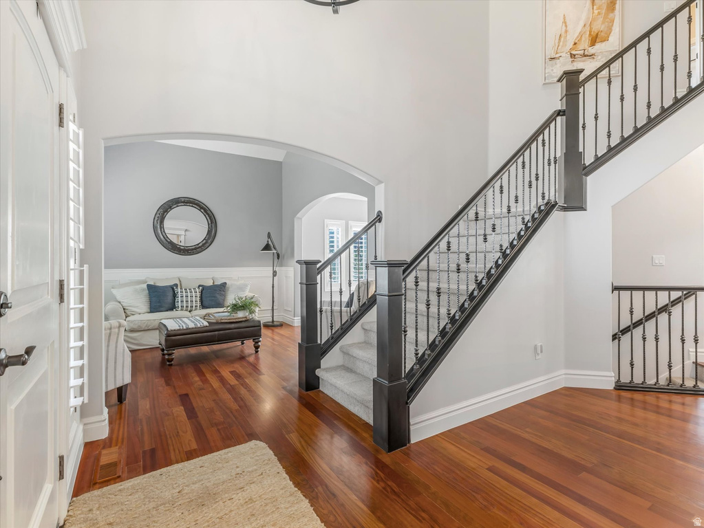 2185 E CATANIA DR photo 3