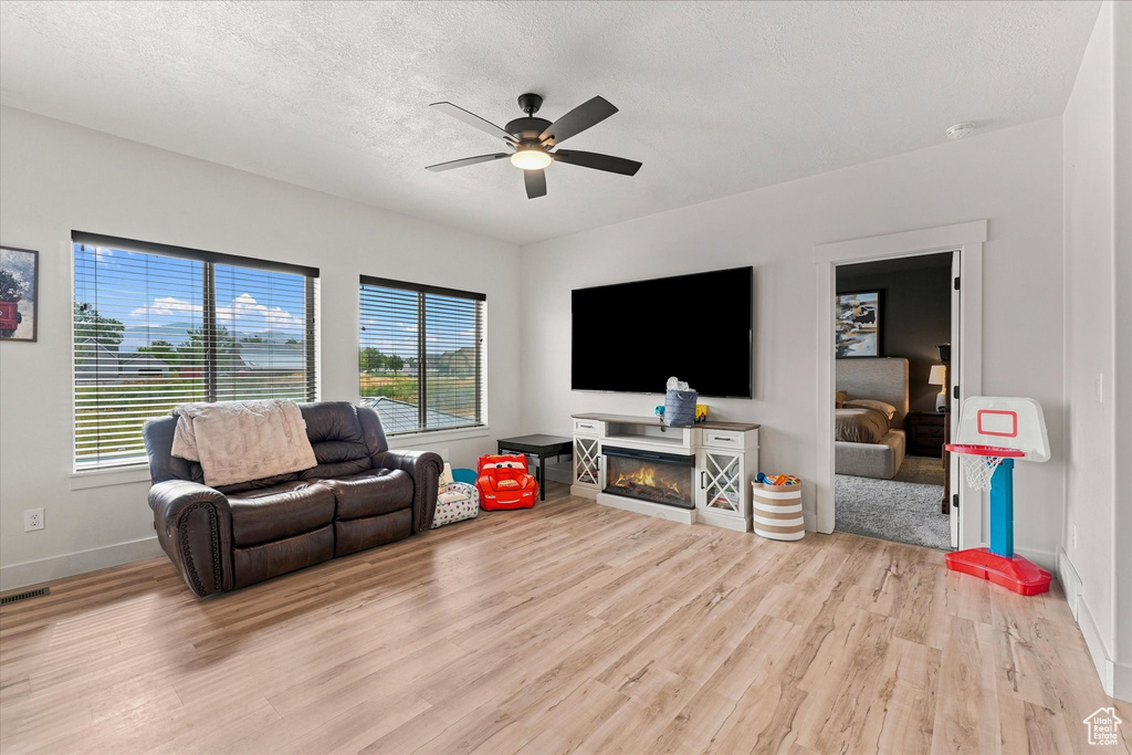 2822 N 3975 W photo 4