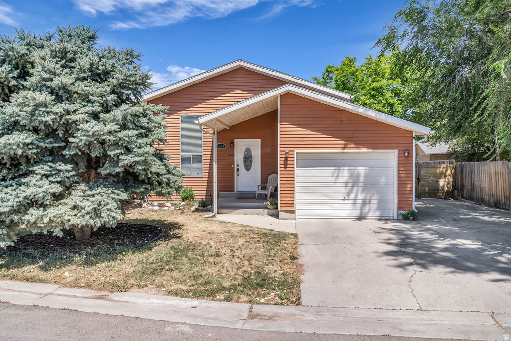 4598 W ARCHER LN photo 2
