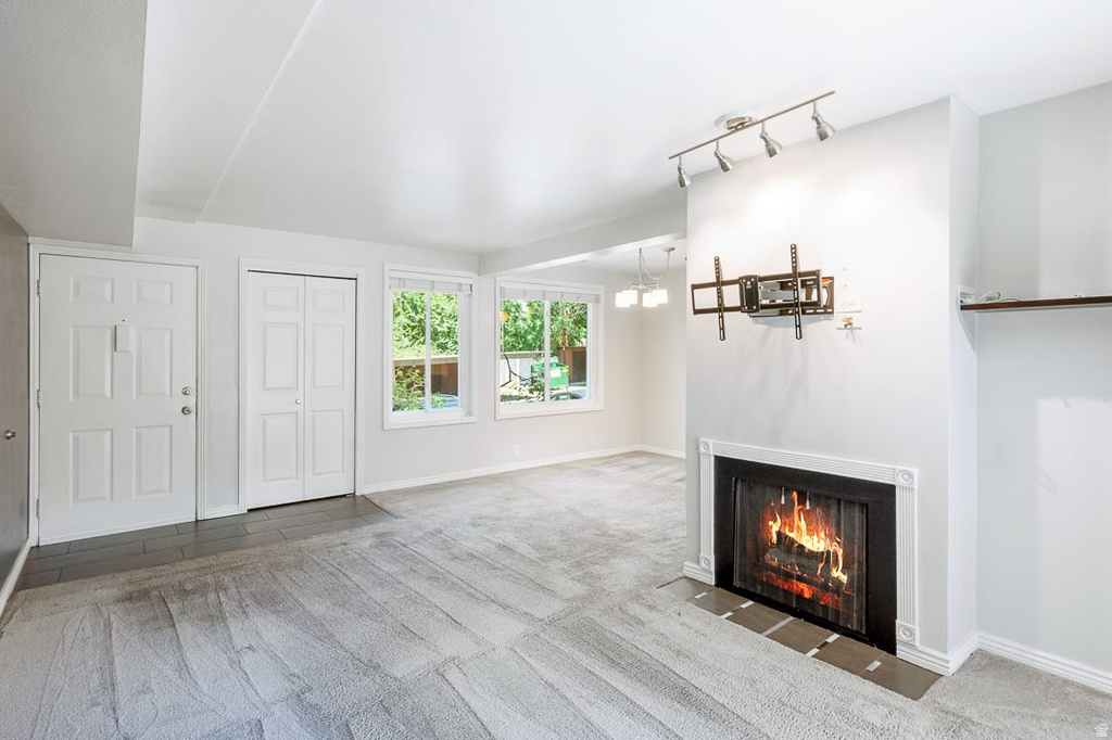 2404 S ELIZABETH E ST photo 5