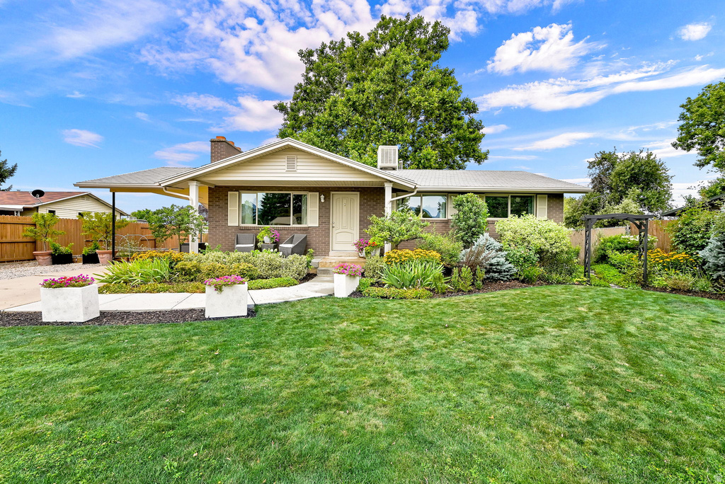 2433 N 770 W photo 2