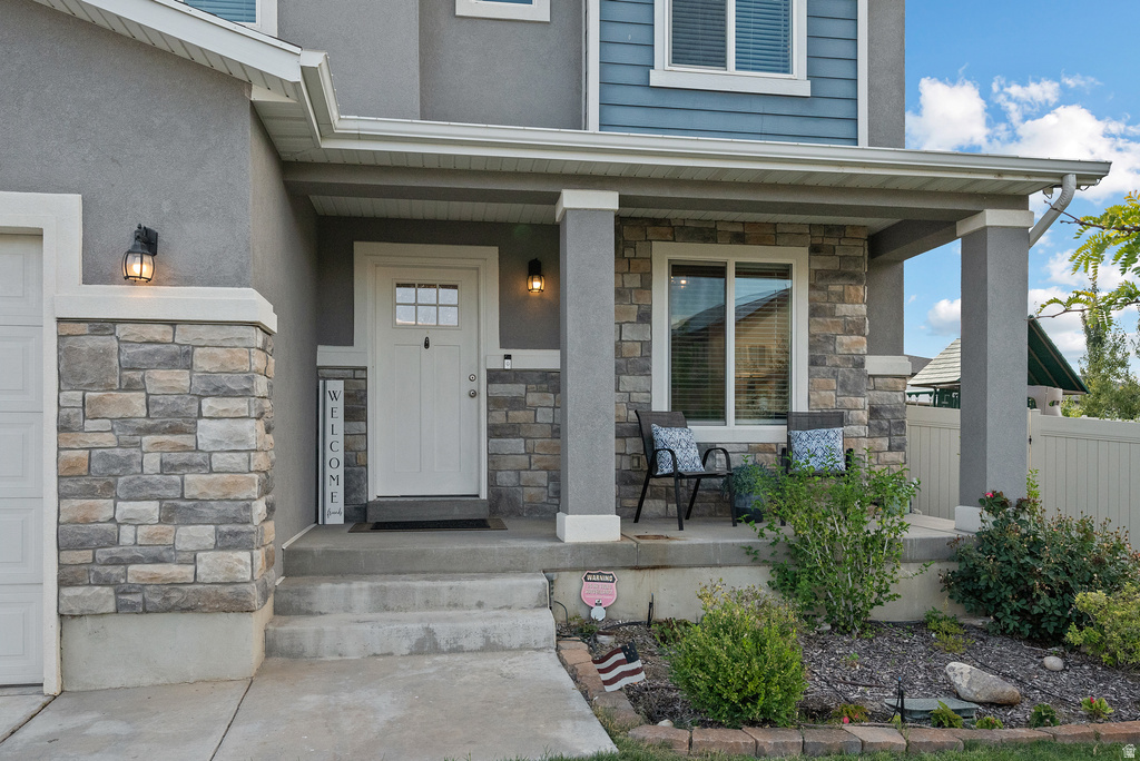 384 S GRANITE CIR photo 3