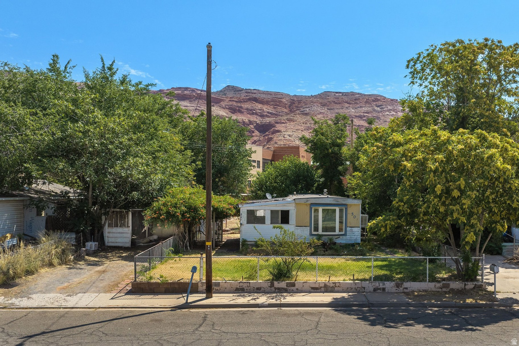502 N Cliffview Dr #13, Moab, UT 84532