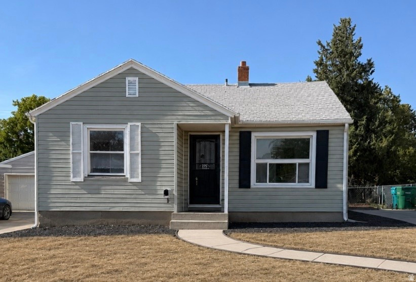 275 N Lakeview Dr, Clearfield, UT 84015