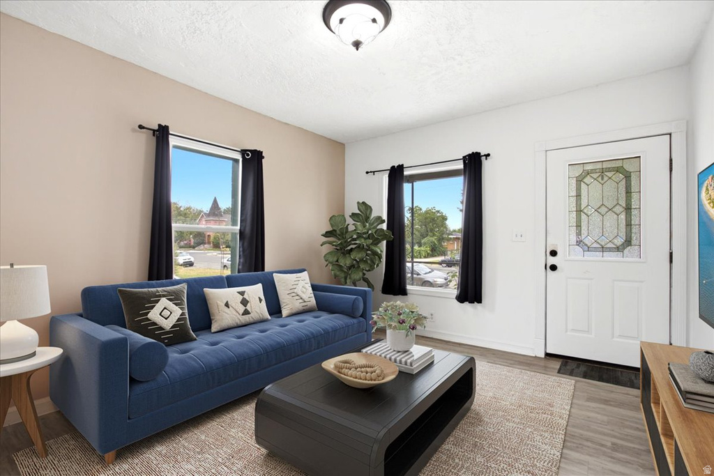 709 W 400 N photo 3