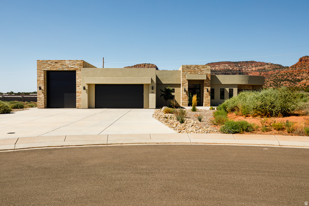 335 S Tala Cir, Kanab, UT 84741