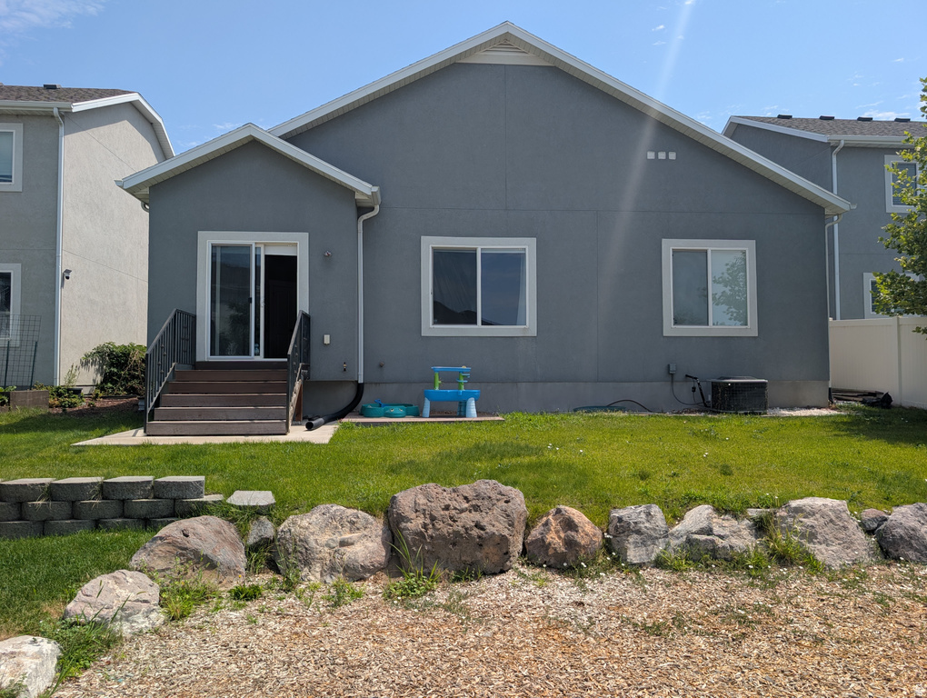 187 N 480 E photo 4