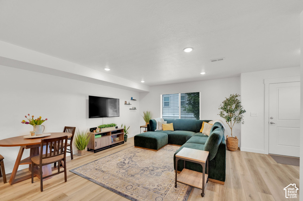 1491 N 1950 E photo 4