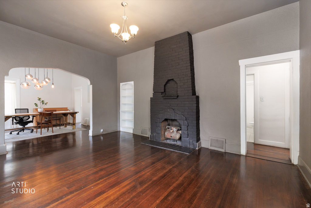 527 N 200 W photo 2