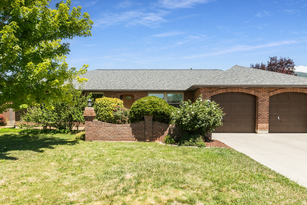 541 S LAMBERT E WAY photo 2