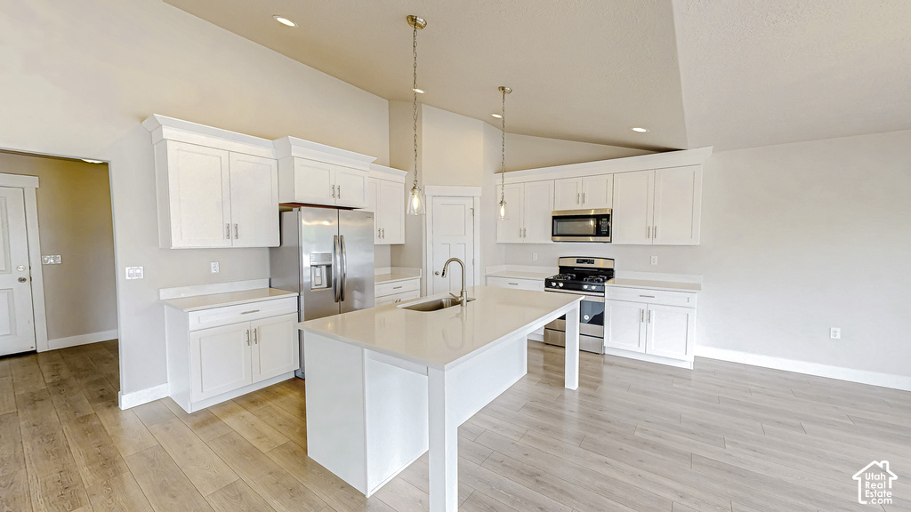 4602 N KINGS PEAK WAY E WAY photo 2