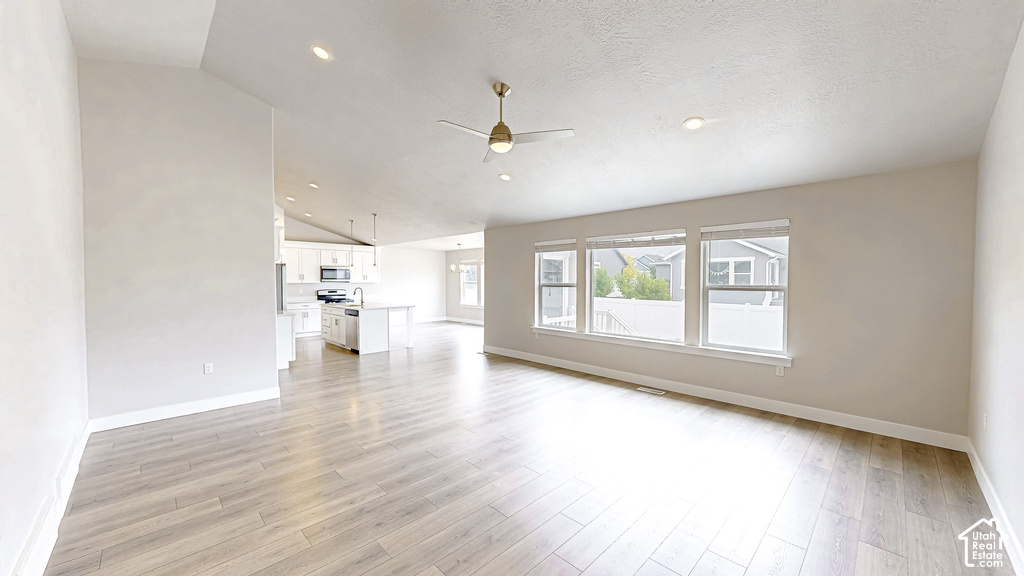 4602 N KINGS PEAK WAY E WAY photo 3