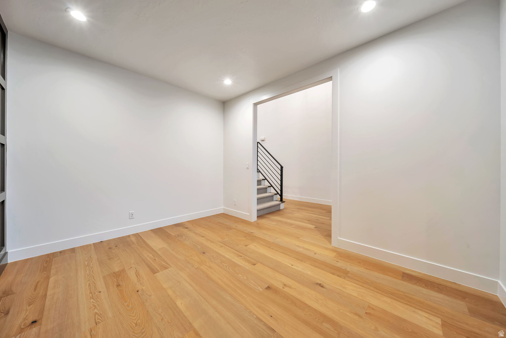 316 N AMBER LN photo 5