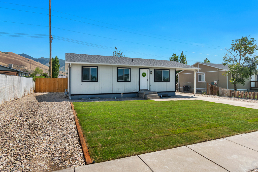 735 W 880 S photo 3