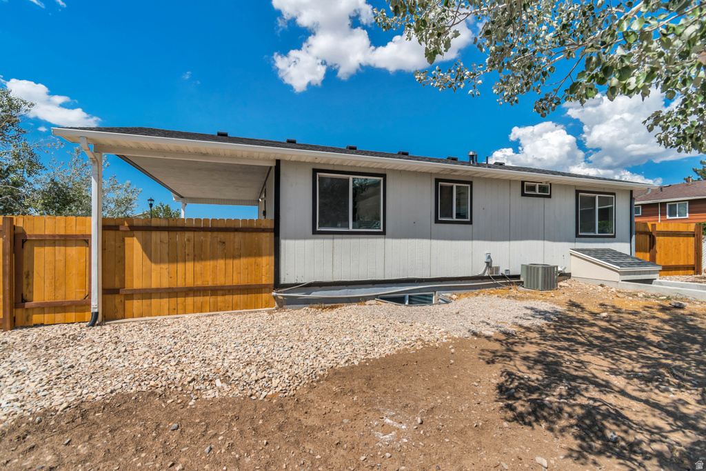 735 W 880 S photo 4