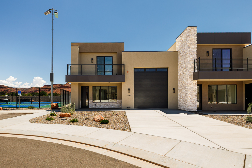 425 W MOMORI CIR photo 4