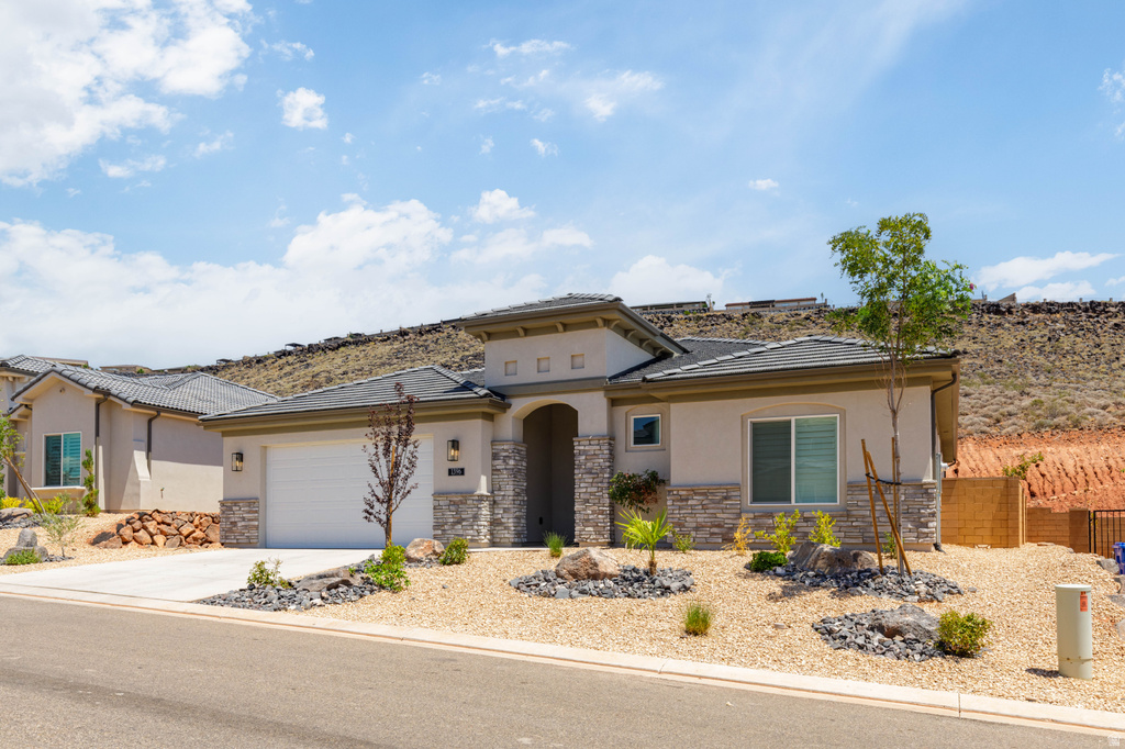 1396 N RUSTICO DR photo 2