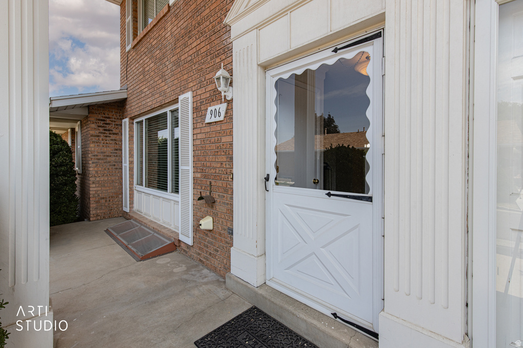 906 E 1140 S photo 4