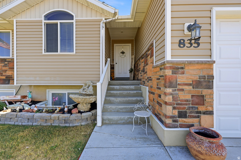 835 W 400 S photo 5