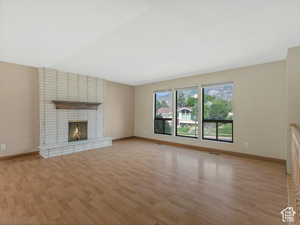 9326 ALVEY LN photo 4