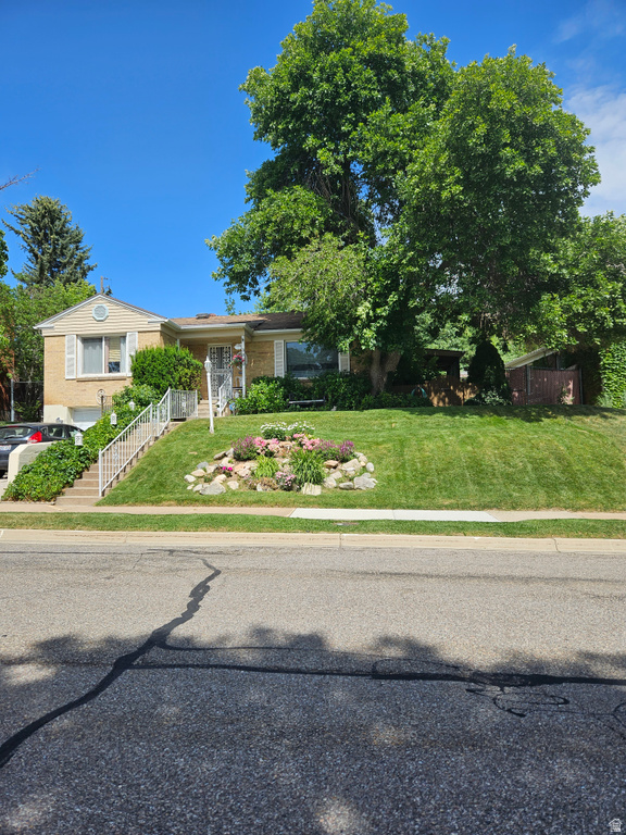 3020 CIRCLE WAY photo 3